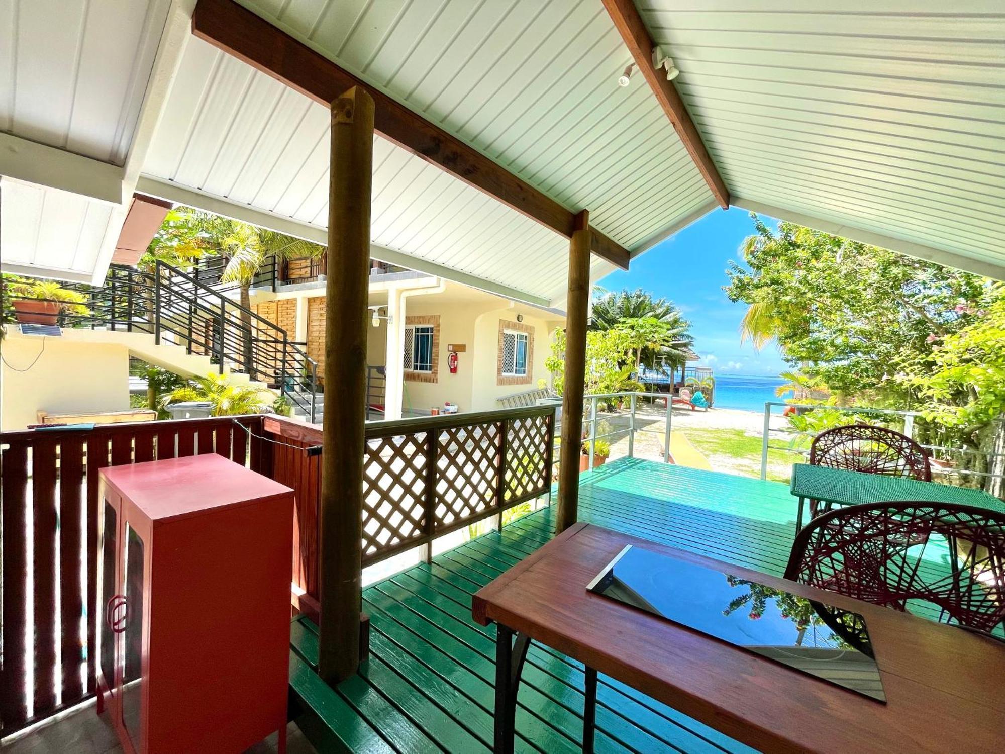 Huahine Beach House Apartment Fare Room photo